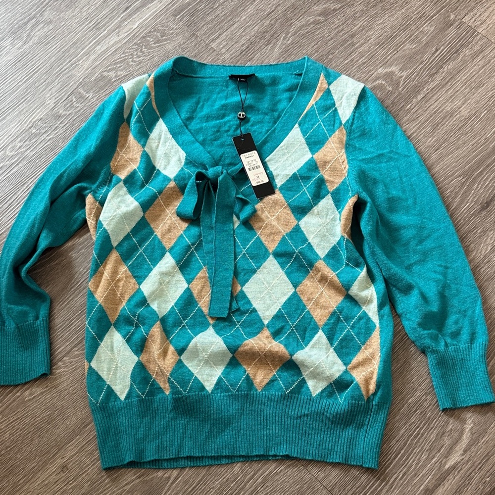 NWT. Talbots Teal Argyle Bow Tie Sweater. Size M